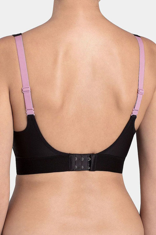 Sports bra model 230282 Triumph
